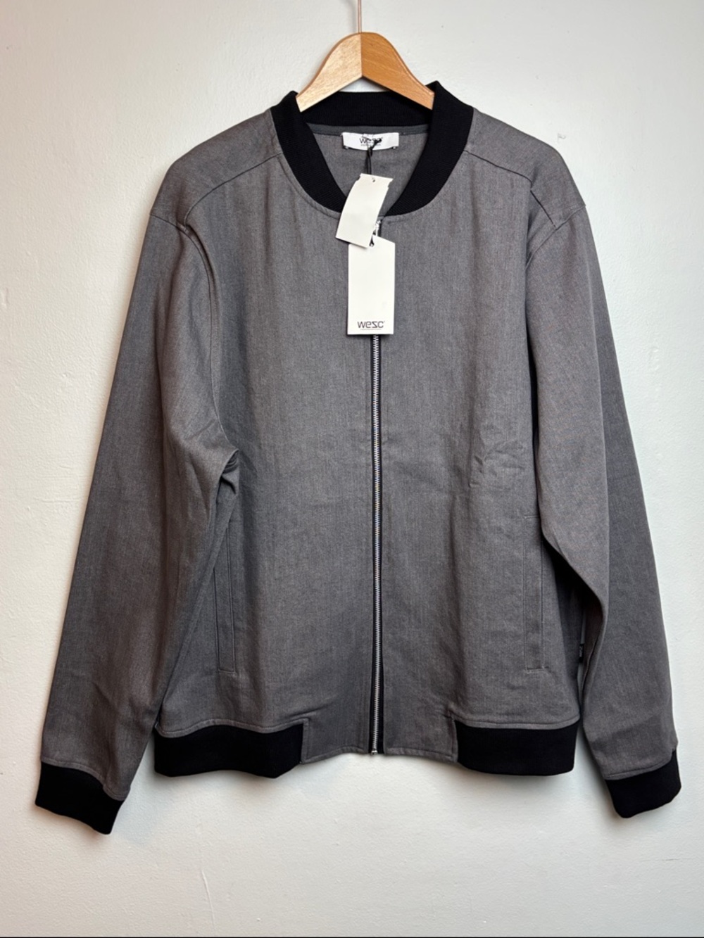 NWT WeSC Men's Large Asphalt Baron Contrast Collar Windbreaker Bomber Jacket